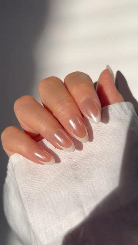 Master Techniques for Maintaining Stunningly Pristine Nails