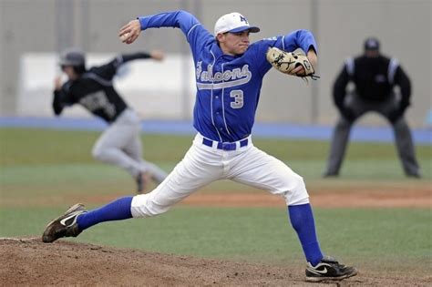 Master the Fundamentals and Techniques of Baseball Throwing