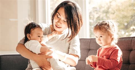 Mastering the Art of Tandem Breastfeeding