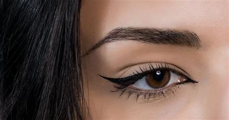 Mastering the Art of Winged Eyeliner: Tips and Tricks