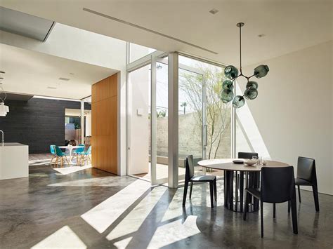 Maximizing Natural Light: Enhancing Illumination in Your Living and Working Spaces