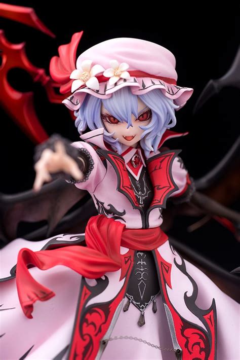 Mira Scarlet Figure and Style