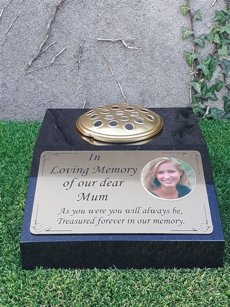 Modern Trends: Personalized Grave Markers Reflecting Unique Lives