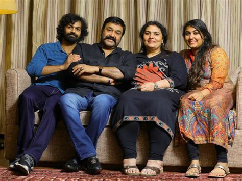 Mohanlal's Origins and Family Roots