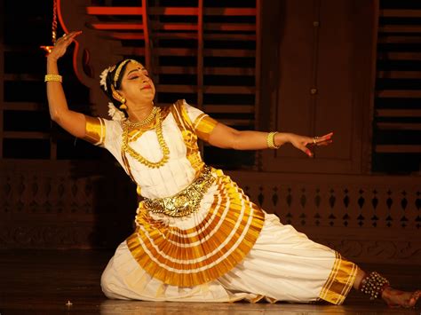 Mohiniyattam: The Mesmerizing Dance Form of Kerala