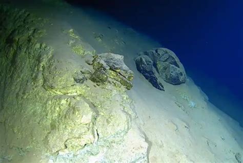 Mysteries of the Ocean's Depths: Uncover the Secrets of the Mariana Trench