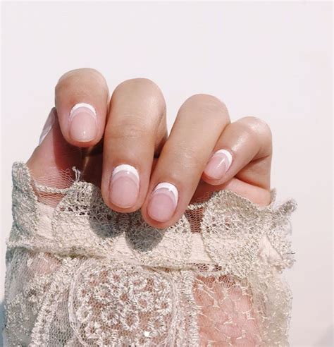 Natural Beauty: Embrace Minimalistic Nail Art for a Timeless Look