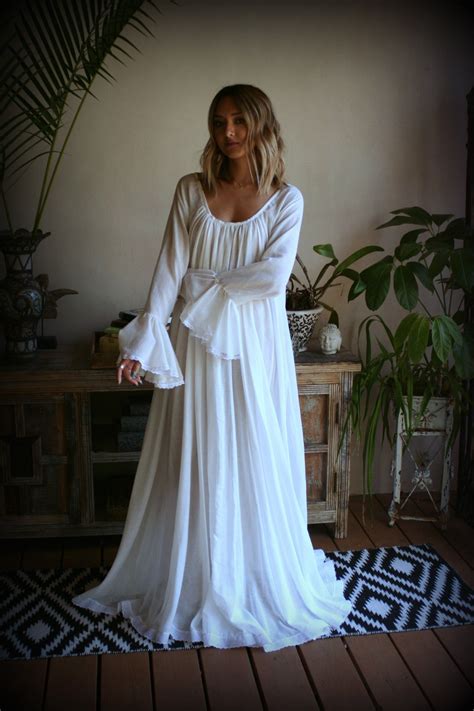 Nightgown Trends: Exploring the Latest Fashion-forward Designs