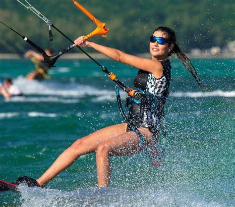 Pioneering Women's Kiteboarding