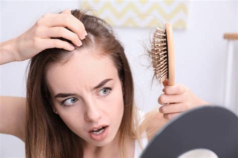 Possible Psychosomatic Triggers for Hair Loss Dreams