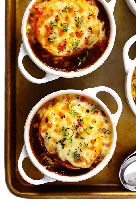 Proper Etiquette for Enjoying and Serving Flavorful Onion Soup