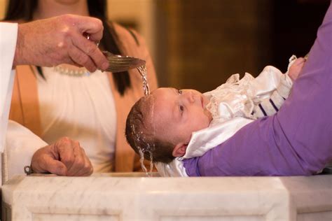 Rebirth and Starting Anew: How Baptism Dreams Reflect Life Transitions