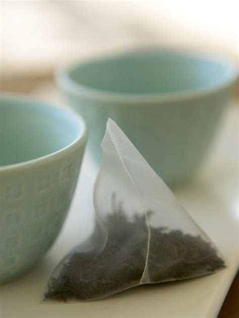 Reducing Household Odors with Repurposed Tea Bags