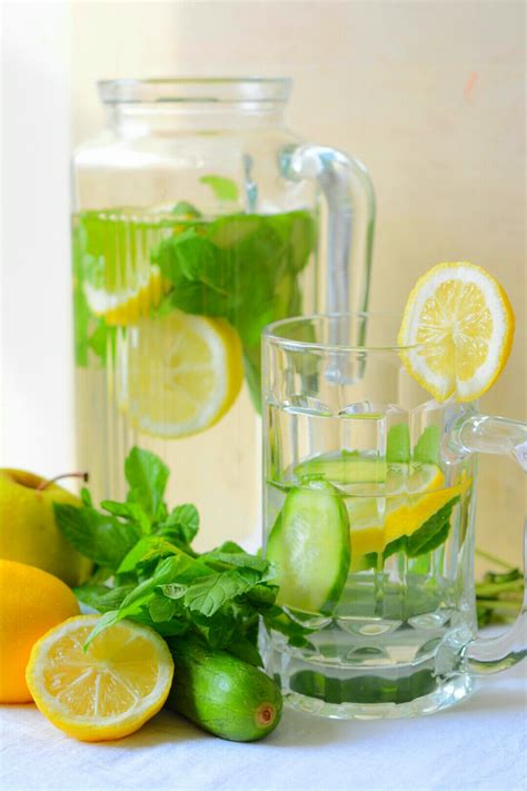 Refreshing and Nourishing: Lemon-infused Drinks and Recipes