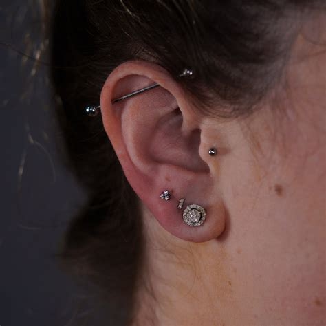 Retaining Your Piercing: Dealing with any Issues or Complications