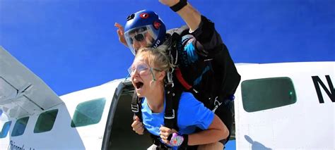 Safety First: Important Tips for a Secure Skydive