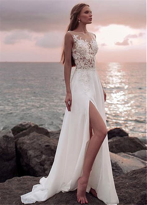 Selecting the Perfect Bridal Gown