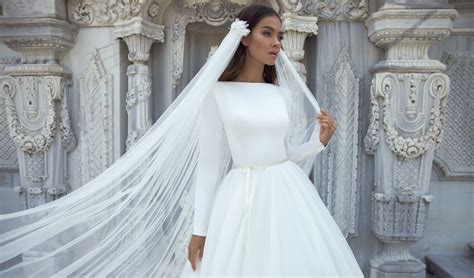 Selecting the Perfect Bridal Gown for Your Special Day