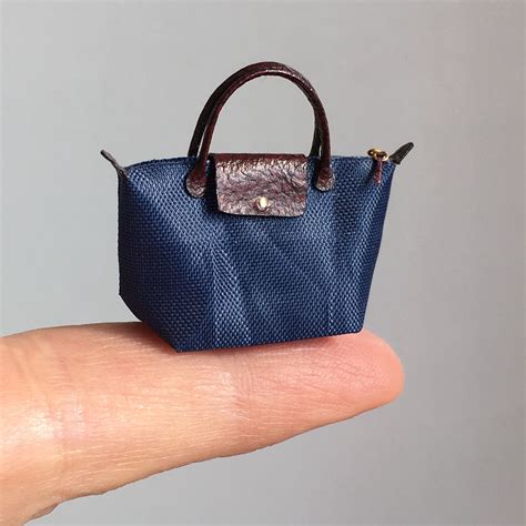 Small but Mighty: The Rise of Miniature Bags for Everyday Essentials