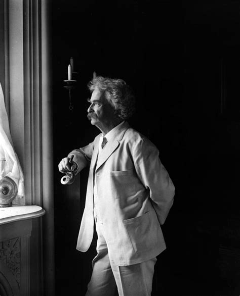 Social Reflection and Irony in the Literary Works of Samuel Clemens