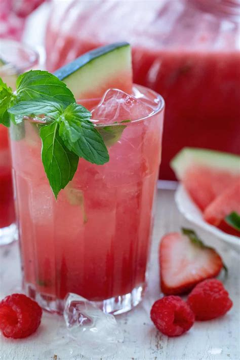 Stay Refreshed and Hydrated all Summer Long with Delicious Watermelon Juice