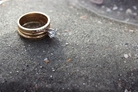 Symbolic Significance of Dreaming about a Lost Wedding Band