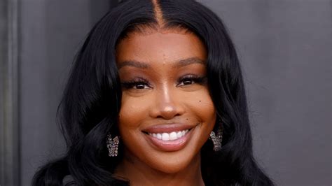 Sza Ling: Shining Bright in the World of Fashion