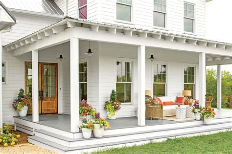 Taking Inspiration from Transformations of Porches in Crisp White Hues