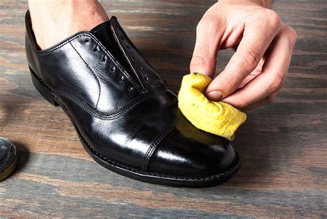 The Advantages of Regular Shoe Polishing