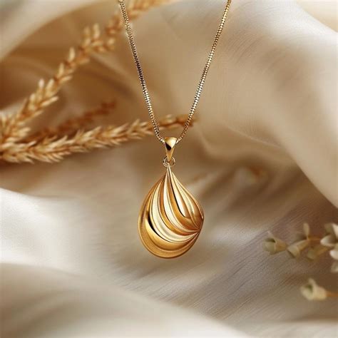 The Allure of Gold: A Timeless Beauty