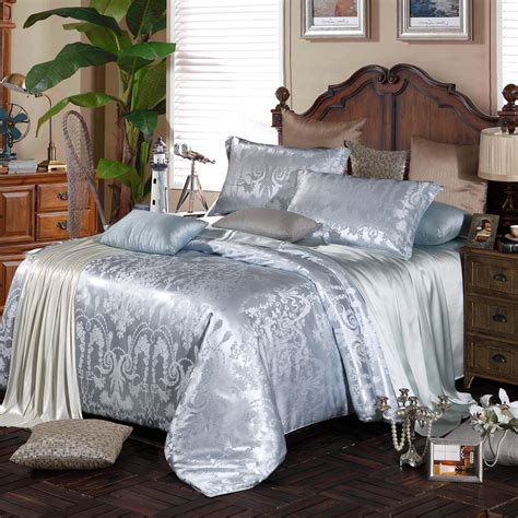 The Art of Choosing Extravagant Silk Bedding