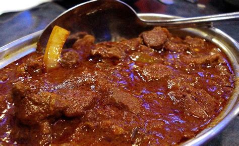 The Art of Crafting the Perfect Mutton Curry: Insider Tips from Culinary Masters