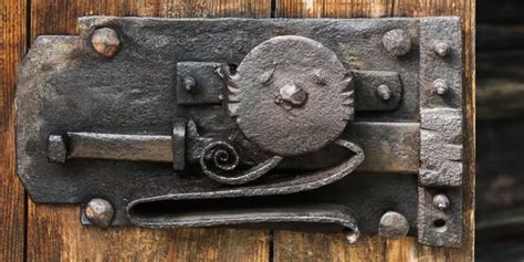 The Art of Lock Picking: History and Evolution