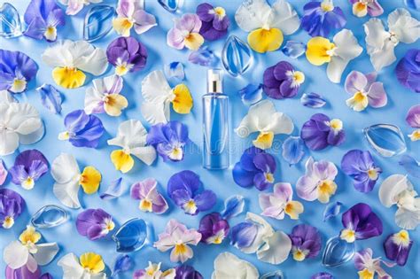 The Art of Perfume: Merging Fragrance and Design