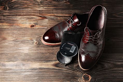 The Art of Shoe Polishing: A Time-Honored Tradition