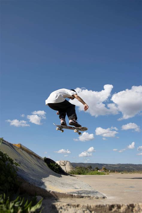 The Benefits of Skateboarding: Enhancing Physical and Mental Well-being