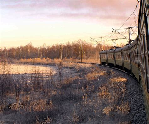 The Fascinating Phenomenon of Pursuing Trains in Lucid Reveries