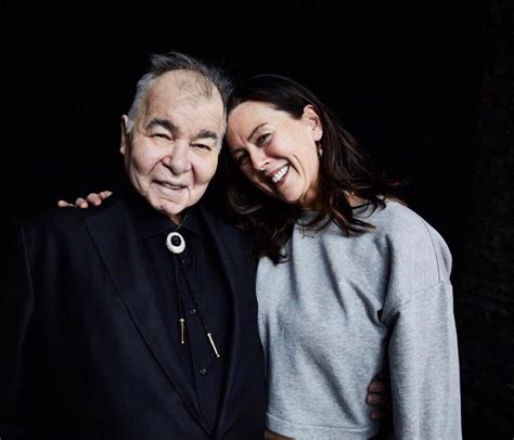 The Fateful Encounter: How Fiona and John Prine's Paths Intertwined