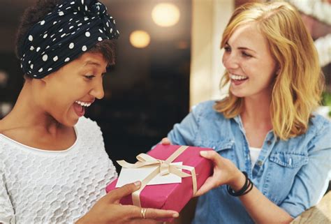 The Gift of Giving: How Gifting Can Bring Joy to the Giver