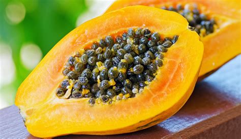 The Healing Powers of Papaya in Dream Symbolism