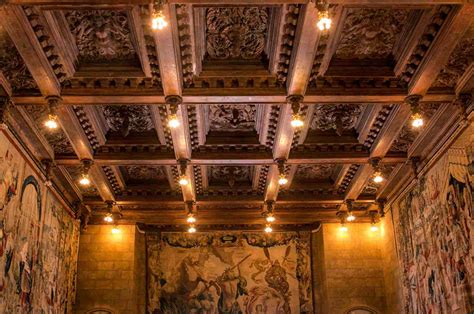 The Historical Significance of Ornate Ceiling Decorations