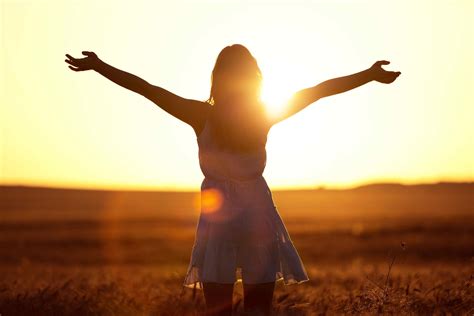 The Impact of Sunlight: Its Effect on Our Mood and Well-being