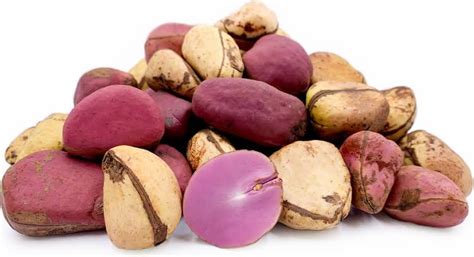 The Importance of Kola Nut in Nigerian Traditions