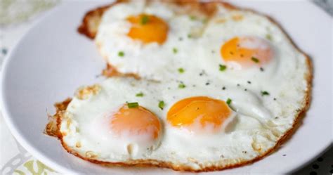 The Key to Achieving a Golden, Crunchy Fried Egg Every Time