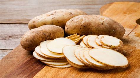 The Many Faces of Potatoes: Discovering the Vast Diversity of Varieties and Colors