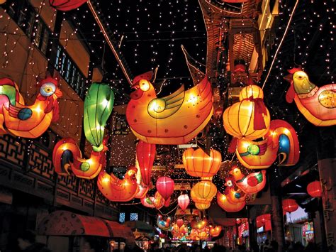 The Mastery and Precision Behind Traditional Art Lanterns