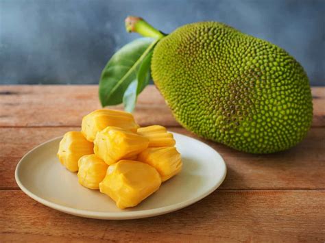 The Multifaceted Fruit: Jackfruit and Its Intriguing Varieties