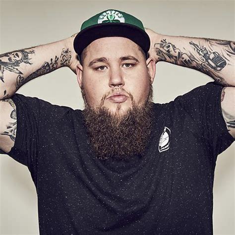The Mysterious Musician: Exploring the Enigma of Rag'n'bone Man