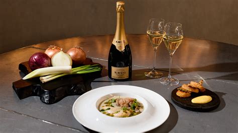 The Perfect Pairing: Discovering the Versatility of Champagne in Food Pairings