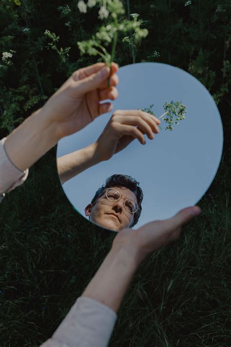 The Power of Creative Reflection: Exploring the Mirrors of Brilliance